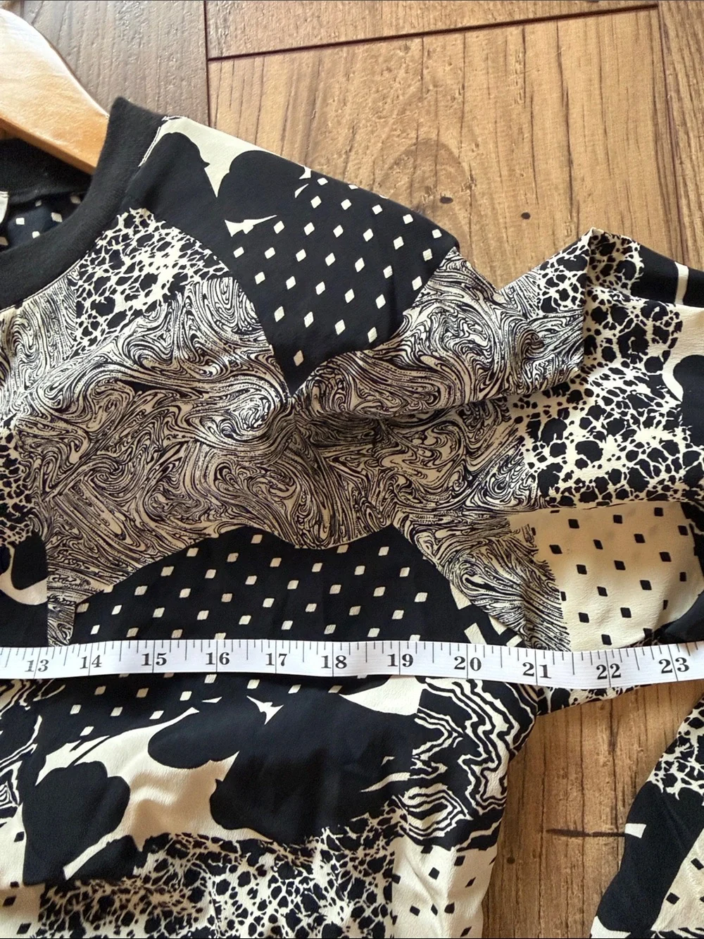 Vintage NI-PER 100% Pure Silk Graphic Print Bomber Blouse